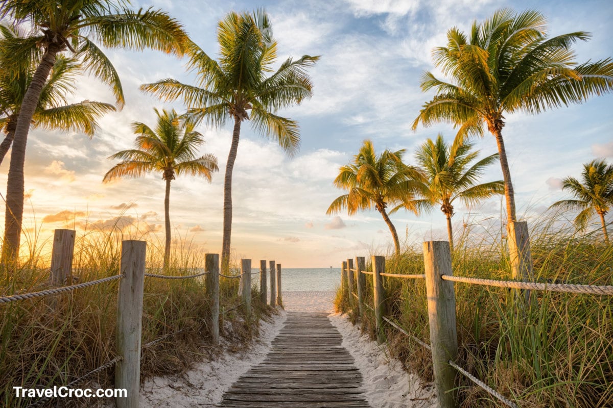 Footbridge to the Smathers beach on sunrise - Key West, Florida